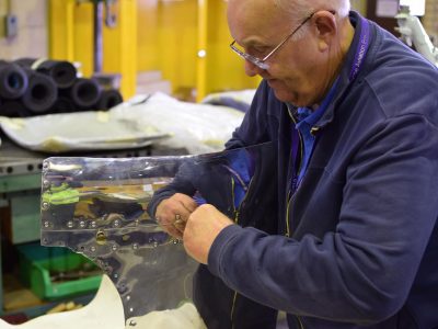 John demonstrating the use of Dzus fasteners on part of the engine cowling, Oct 2016.